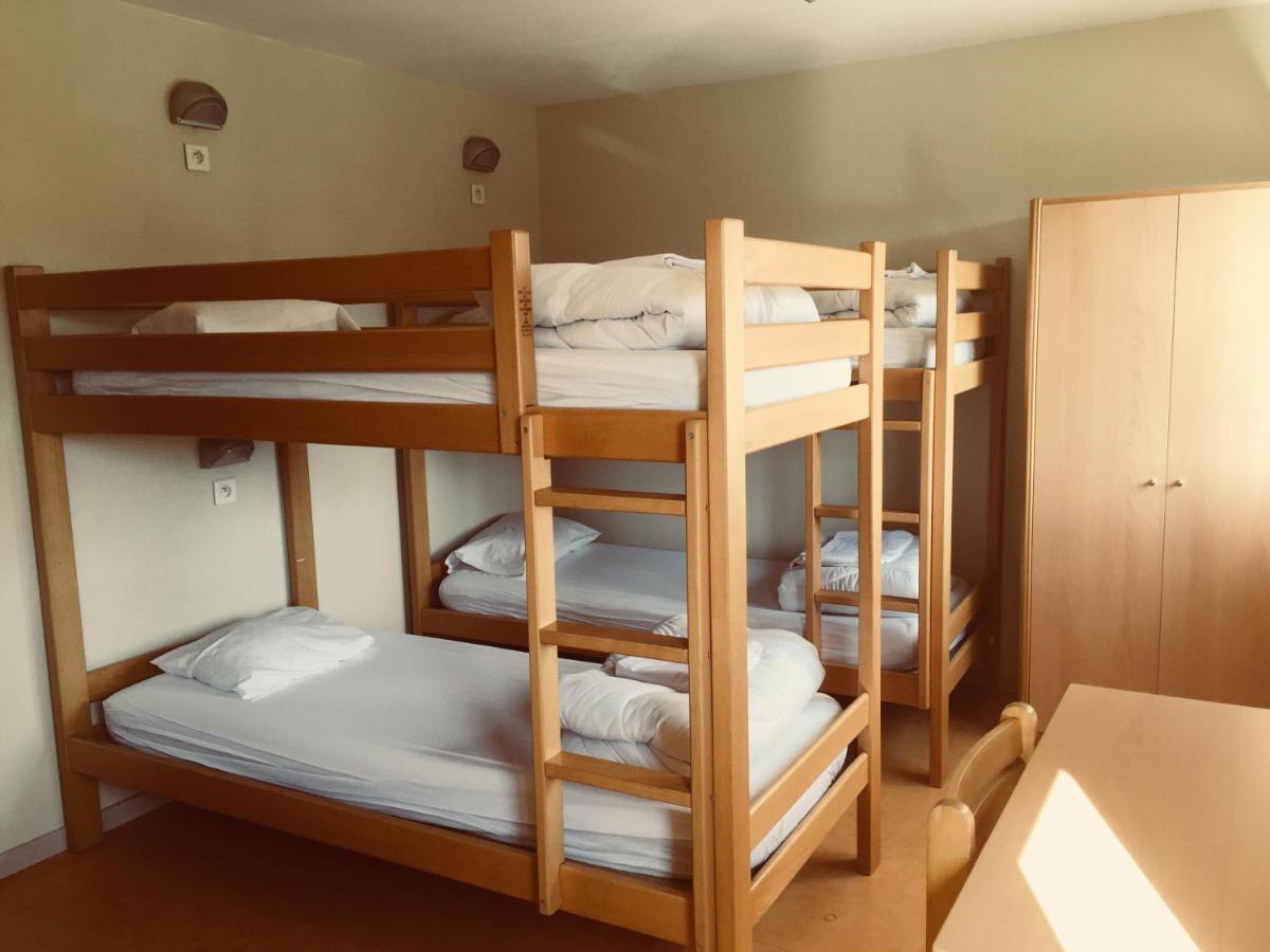 Auberge De Jeunesse Hi Pontarlier Kültér fotó