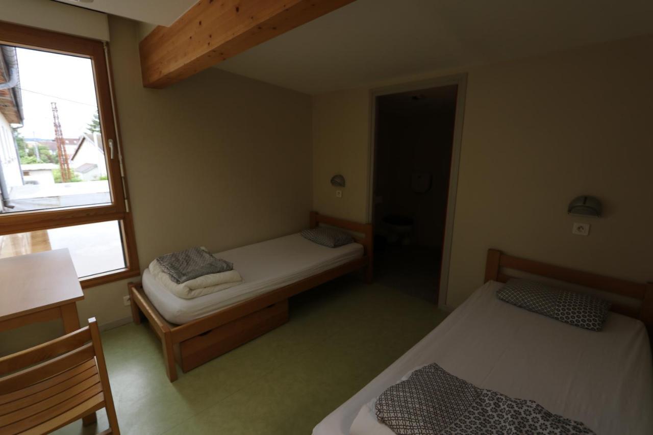 Auberge De Jeunesse Hi Pontarlier Kültér fotó